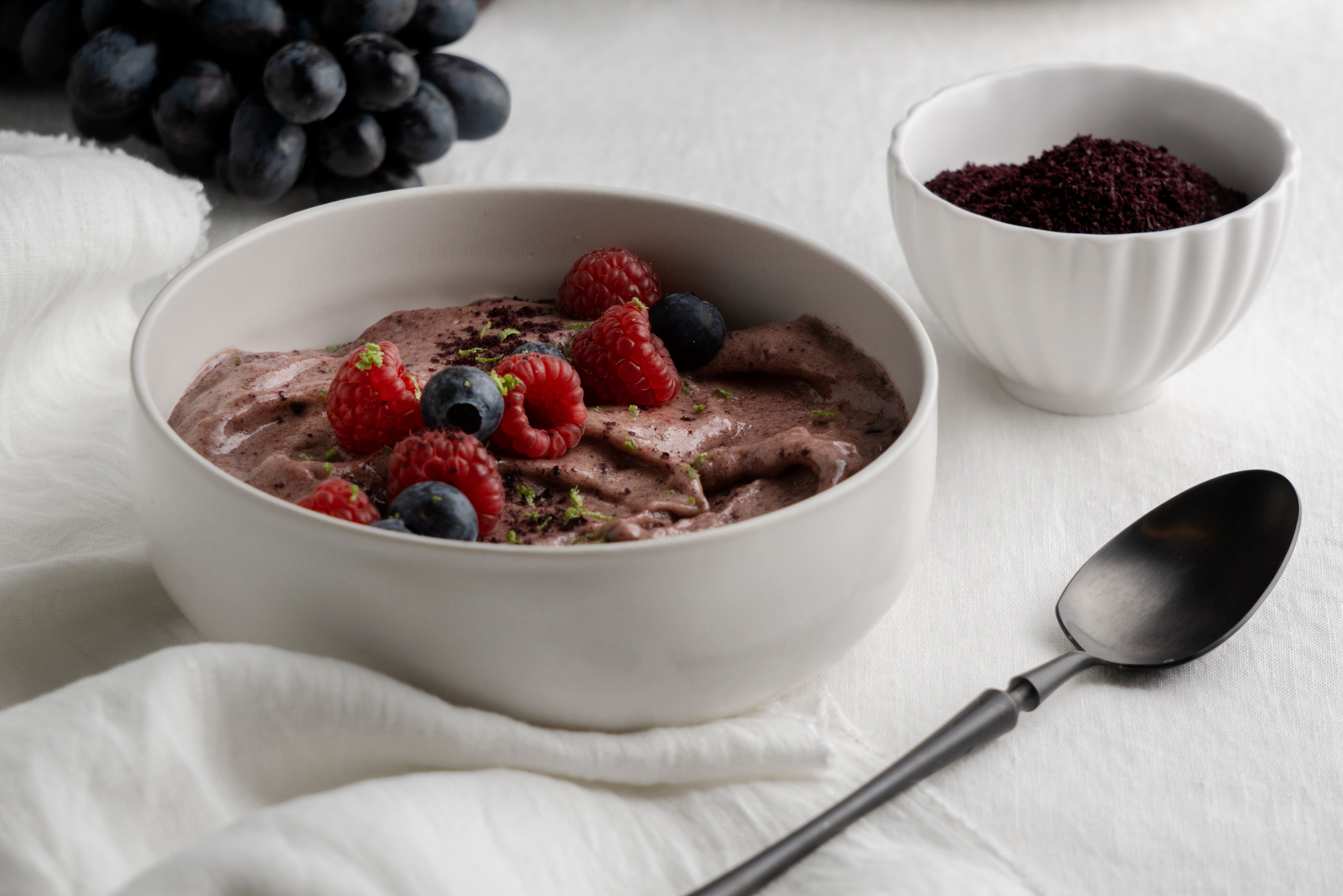 Gesunde Kaffee Schoko Smoothie Bowl